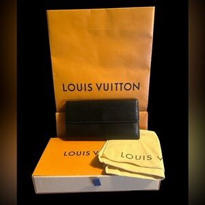 Louis Vuitton Epi Leather Wallet, Full Inclusion